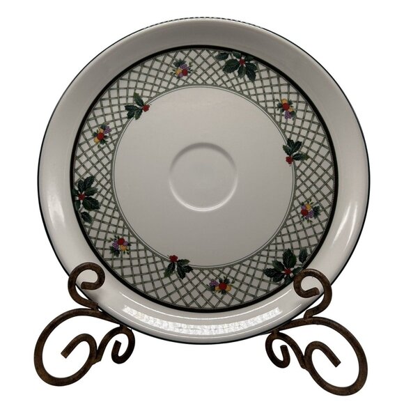 Mikasa Heritage Christmas Story CAB08 Large Round Torte Hordevour Platter 14.5" - Picture 1 of 5